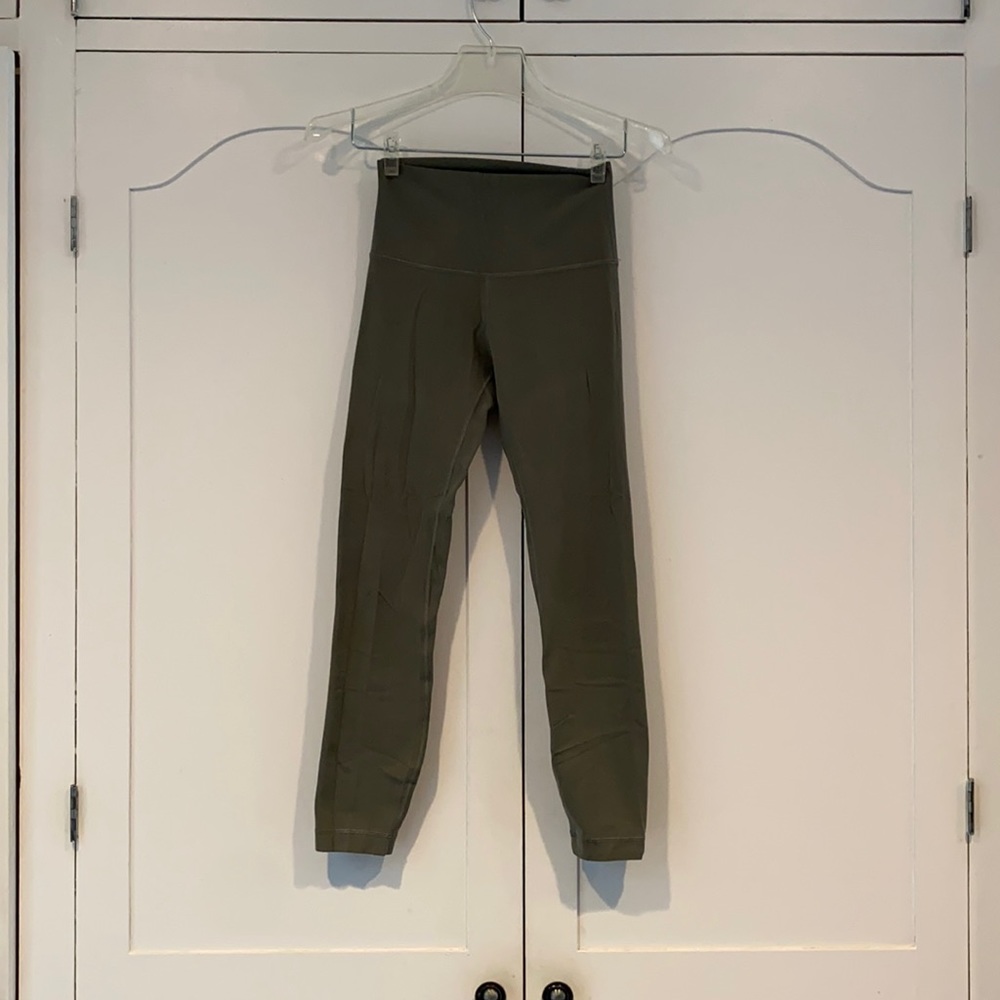 size 4 grey sage lulu lemon leggings
